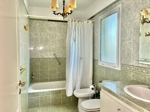 Casa en Alquiler de 3 dormitorios
