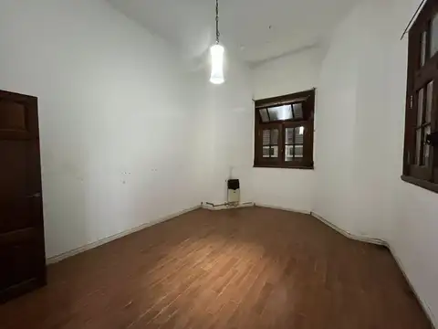 Casa 10 ambientes con 8 baños