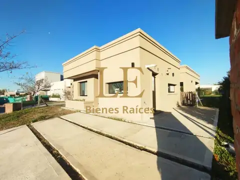 Pilar Del Este-Santa Elena