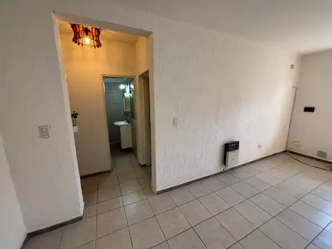 Depto Tipo Casa en Alquiler de 2 ambientes