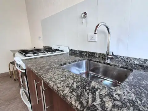 Depto Tipo Casa en Alquiler al Noroeste