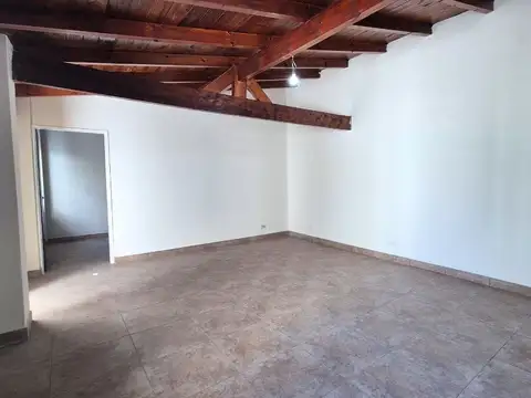 Depto Tipo Casa en Alquiler de 3 dormitorios