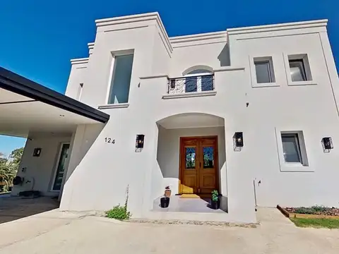 VENTA CASA 4 AMBIENTES HARAS SAN PABLO