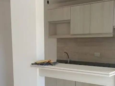 Ameghino 1165 , Piso 1