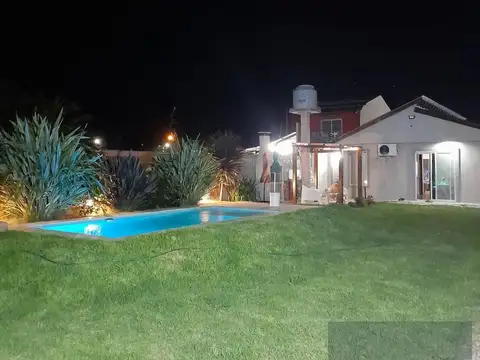 Casa en Venta en Barrio Felix U.Camet, USD 90.000