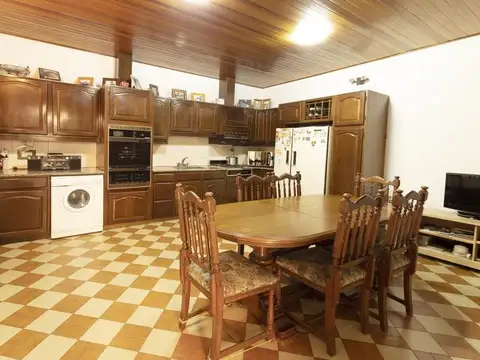 Casa en Venta en Valentin Alsina, USD 219.000