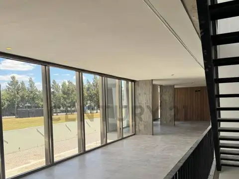 485 Y 138 , Piso 0