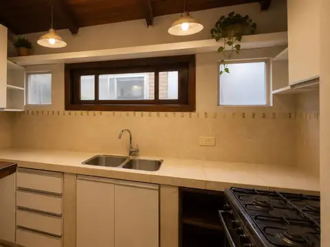 Depto Tipo Casa en Venta de 6 ambientes