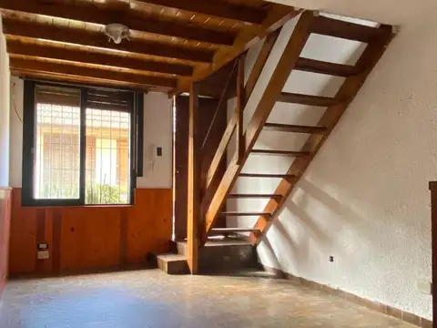 Depto Tipo Casa en Alquiler de 2 ambientes