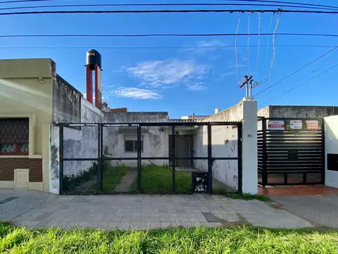 Galpón o deposito a reciclar en zona sur