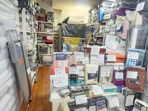 Local en Venta en Nuñez, USD 215.000