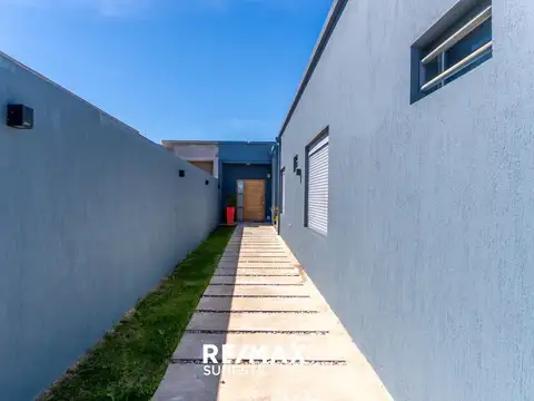 Casa 4 ambientes con 3 baños