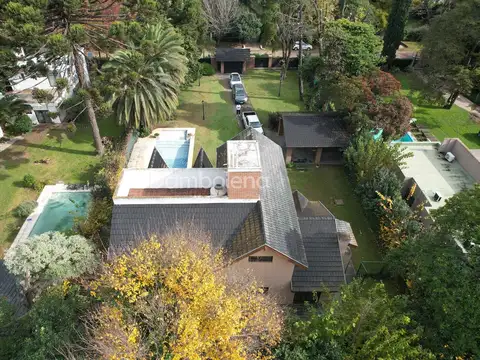 Casa en Alquiler en Barrio Parque Leloir, USD 2.500