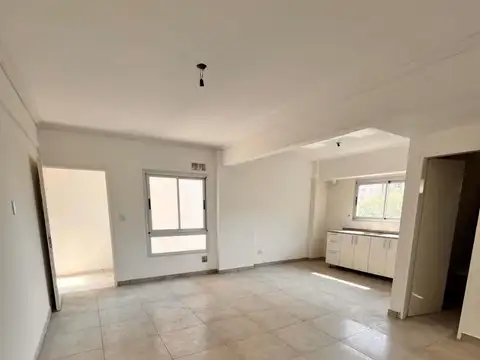 Conesa 900, Piso 2