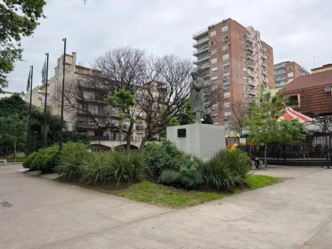 9 De Julio 1300