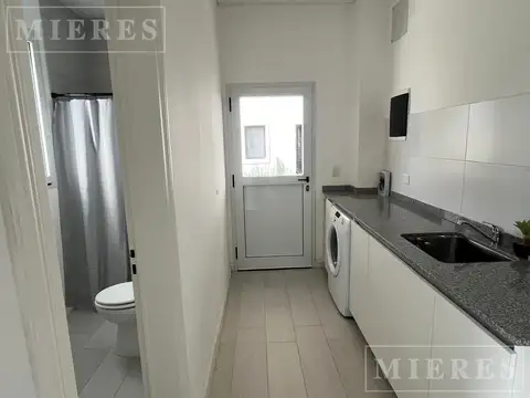 Casa en Alquiler al Oeste