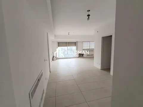 Oficina 4 ambientes con 3 baños