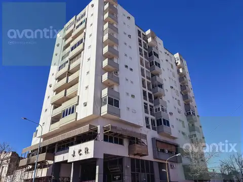Departamento en venta en el Edificio Jockey Club - Apto crédito