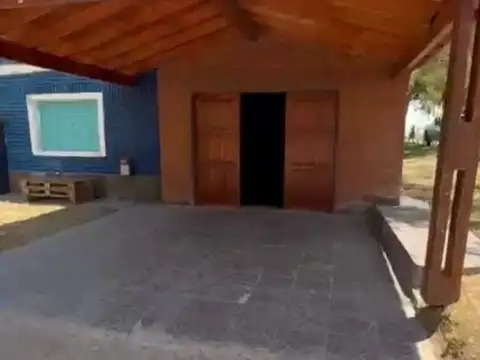 Venta casa Lago Pellegrini en esquina