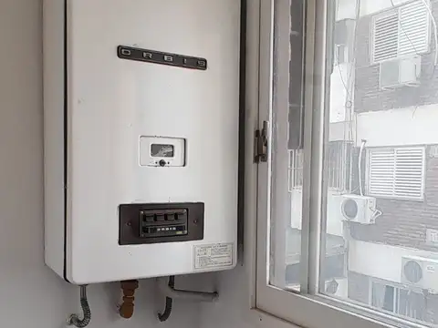 Av Lacroze 3300, Piso 2