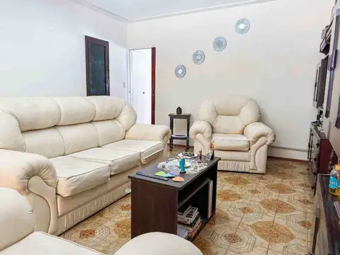 Casa en Venta en Ramos Mejía, USD 240.000
