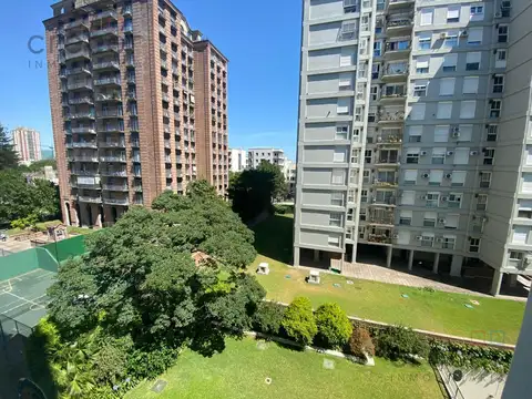 Alquiler departamento 5 ambientes muy luminoso en torre con cochera fija en Belgrano