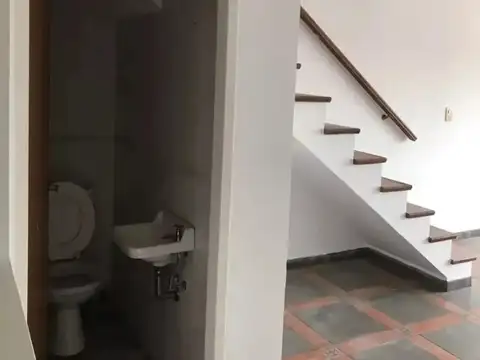 Depto Tipo Casa en Venta en Ramos Mejía, USD 89.000