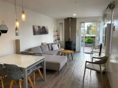Casa en venta c/ cochera en Reserva del Este