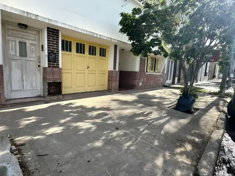 casa a la venta en Alta Cordoba, 2 cuadras de la cancha 2 PROPIEDADES