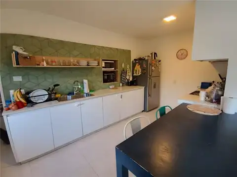 Depto Tipo Casa 4 ambientes con 2 baños
