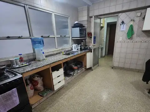 Departamento 4 ambientes con 3 baños