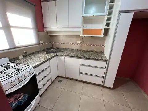 Departamento 4 ambientes con 2 baños