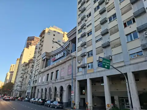 Patio Bullrich. Av Libertador. Seguridad 24hs.