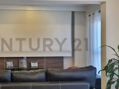 Departamento en Venta con 2 cocheras