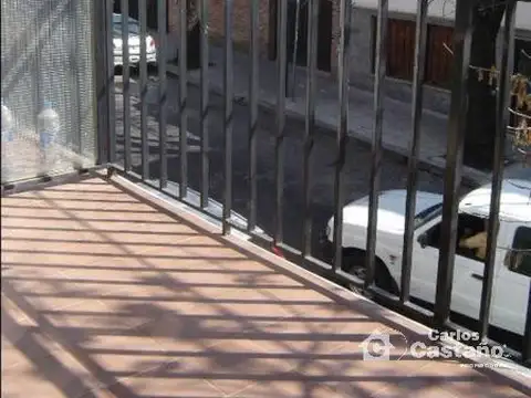 Dto. 2 Amb. a 3 cuadras de Av. Cabildo