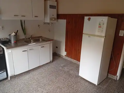 Depto Tipo Casa en Alquiler 65 años