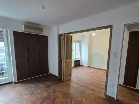 Venta de departamento en centro 3 dormitorios 3 baños con calefacción central y seguridad 24hs