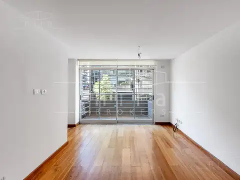 Cañitas Venta Rep de Eslovenia 1800 duplex 2 amb piso de madera losa rad y escritorio con balcón