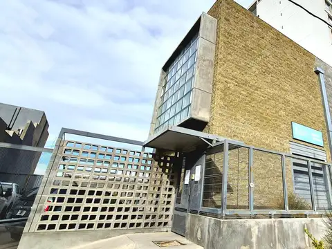 Venta Edif. Corporativo 3 plantas   Terreno remanente con Proyecto de Desarrollo Aprobado. Neuquén