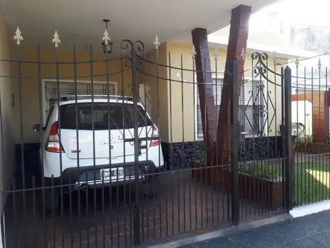 Gral. Alvarez  - Bernal 826