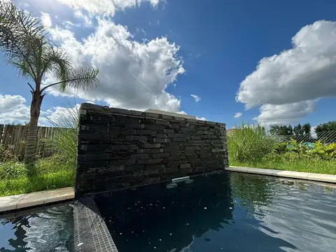 VENTA ESPECTACULAR CASA A ESTRENAR EN LAGOON PILAR