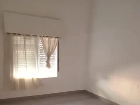 Casa en Alquiler en Villa Constitución, $ 450.000