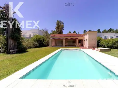 Casa en Venta en Club Miralagos, USD 280.000