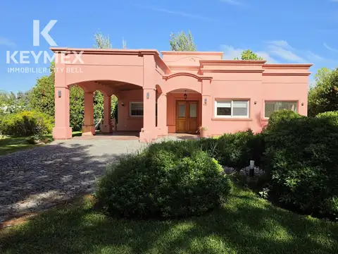 VENTA CASA DE 3 DORMITORIOS EN MIRALAGOS
