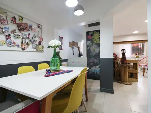 CASA TRIPLEX EN VENTA 3 AMB TERRAZA FLORIDA