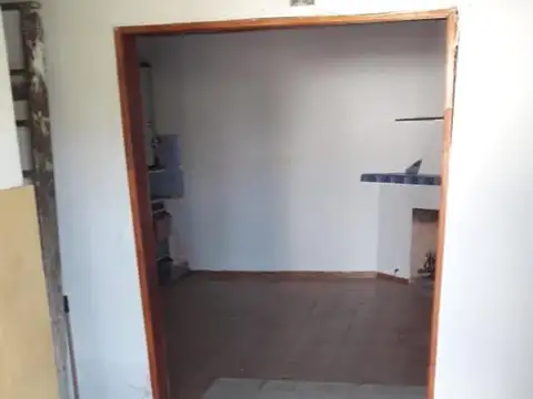 VENTA DE LOCALES Y DEPARTAMENTOS