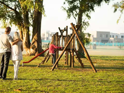 Terreno en Venta de 661,0 m2