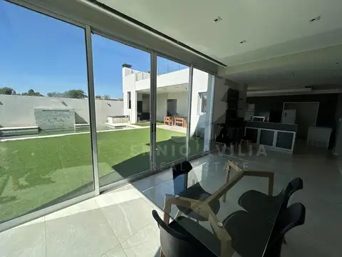 Casa en Venta en Presidente Derqui, USD 120.000