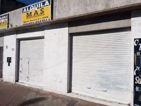 Local comercial con casa interna sobre Av. Sorrento 885