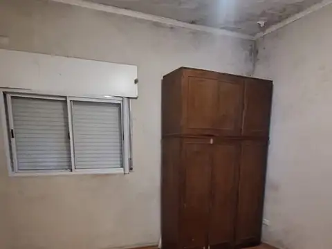 VICENTE LOPEZ.CHACABUCO al 600.PH 3 AMB.PB PATIO TERRAZA SIN EXPENSAS